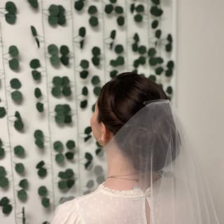 Hey beautiful brides-to-be! Haven’t booked your bridal hair yet? Don’t wait; now is the perfect time