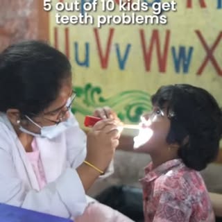 5 out of 10 kids face teeth problems—and most of them start early.

Fluoride gel helps protect and s