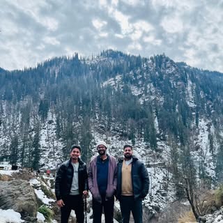 Kasol 2.0 could not have been more wild 😂can't believe we made it up the Himalayas with one guy hav