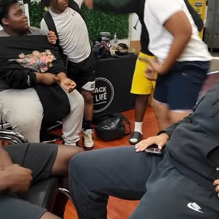 When students enjoy showing up, learning happens naturally. Welcome to the shop. 🔥💈Dembow was ther