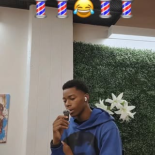 ❌We laugh, we learn, we level up. 💈😂 The best classrooms create memories, not just grades. Malcolm