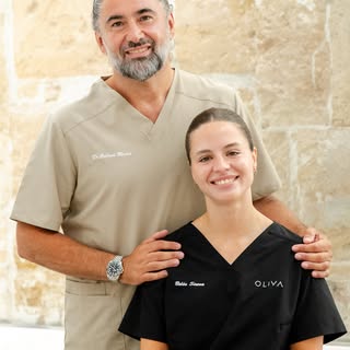 Detrás de un buen resultado capilar hay mucho más que una técnica: hay criterio médico, experiencia 