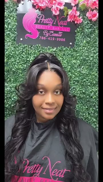 ✨ 5×5 Closure Up-Down Ponytail ✨
Sleek, flawless, and laid to perfection! 💕 From the closure melt t