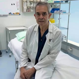 ☀️ ¿El verano es un impedimento para hacerse un trasplante capilar? Spoiler: NO.

Se suele pensar qu