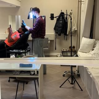 Det kanske kan vara värt att spara 30k på en hårtransplantation? 

Boka en Scalp Micropigmentation p