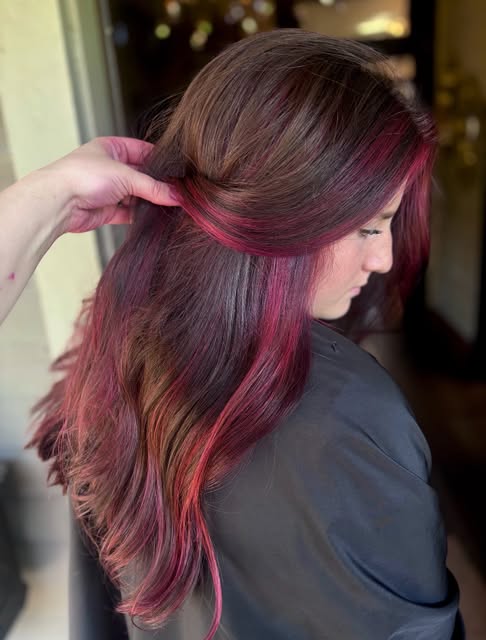 in a raspberry mood ✨ by @xtina.creates !!

#renatasalons #redhaircolor #renatahairco #dfwhairstylis