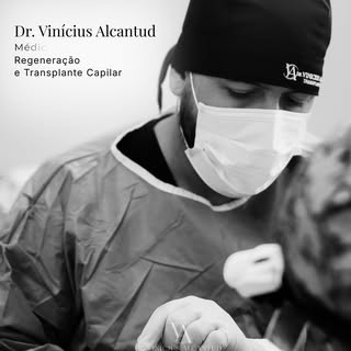 Médico com atuação em regeneração e transplante capilar. 

Saúde capilar e rotina clínica.

#transpl