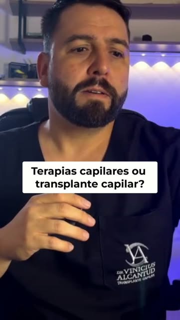 Transplante capilar ou terapias? A resposta depende do seu caso! Um tricologista qualificado pode in