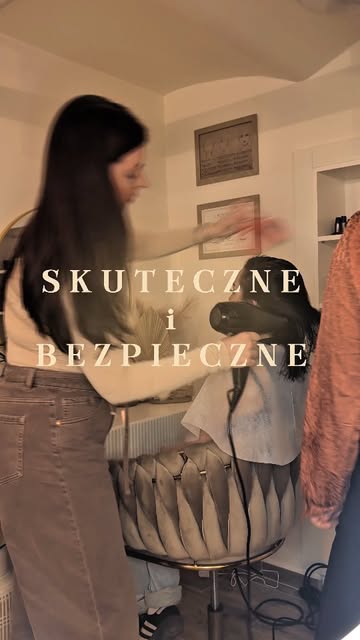 Certyfikowane szkolenie z BEZPIECZNEGO MODELOWANIA WŁOSÓW

Szkolenie skierowane jest szczególnie do 