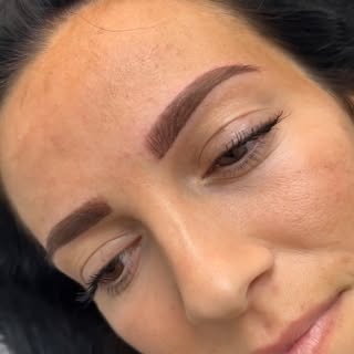 The love for powder brows 🫶🏾 these will soften throughout healing & I can’t wait to see & share th
