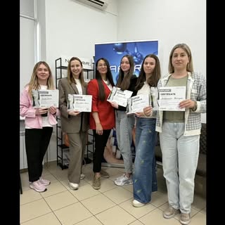 Щиро захоплююсь професіоналізмом колег, які відвідують навчання,  вдумливим підходом,  почуттям гумо