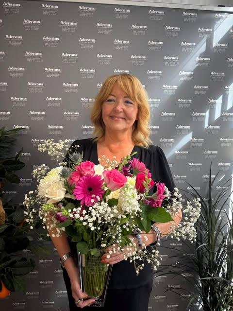 Celebrating 30 years of Jane at Aderans Trendco London! ✨ A huge congratulations to our wonderful Ja