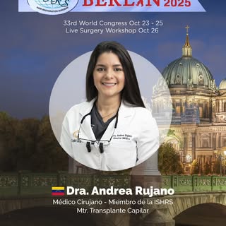 ¡En Capilclinic Ve estamos en constantes avance y actualización!

Este octubre, nuestra CEO la Dra. 