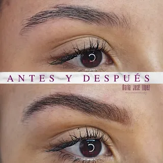 De cejas maquilladas cada día… a cejas perfectas desde que despiertas.

Ella es joven, guapísima, pe