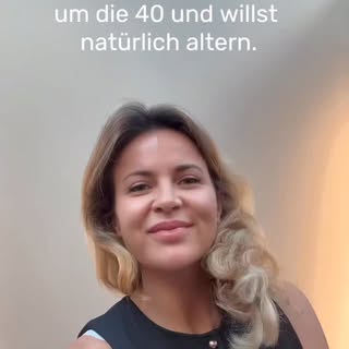 Hi, ich bin Dr. Charlotte Marian – Fachärztin für Dermatologie und ästhetische Medizin. 🤍

Schön, d