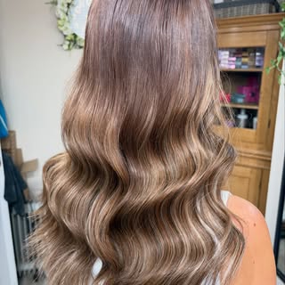 Let’s post a little transformation 😍 @roo_hudson77 

#invisibleweave#nottingham #nottinghamhairtran