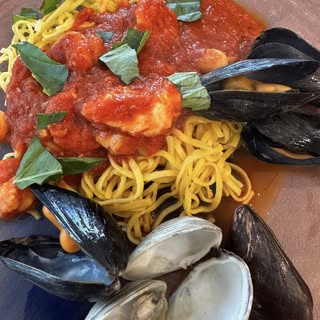 Father’s Day!  Kevin Berkowitz and Jeremy made me a Seafood pasta 😋Thank you Kerri Tamarin Berkowit
