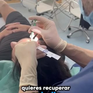 Implante Capilar de Biofibras.
BIOFIBRE®️ son Cabellos Artificiales BIOCOMPATIBLES implantados direc