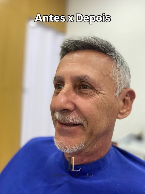 Ele não queria parecer jovem. Queria voltar a se sentir bem com a própria imagem.

Por isso, cada de