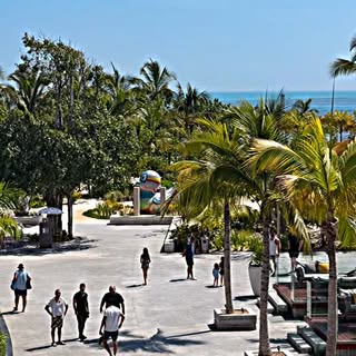 Vacation mode, but the goals never take a day off.  Paradise is even better after a workout. #vacati