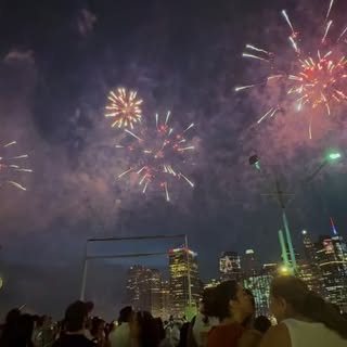 Happy 250th Birthday 🇺🇸 USA! Front and center of the Fireworks, Brooklyn Bridge New York. #july4th