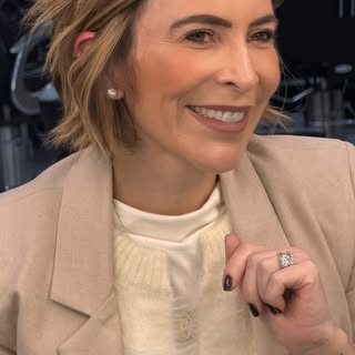 Tem clientes que fazem parte da nossa história. ❤️

A Juliana é uma delas. Nos conhecemos há cerca d