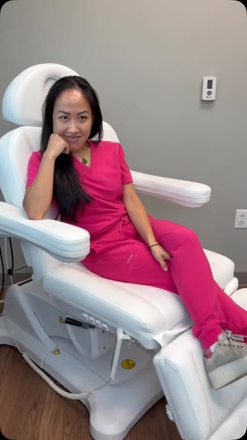 Plastic Surgeon Rage Bait ?’s 🚩 EP. 3/5
Dr. Le is in the hot seat. 👀 
Which answer surprised you m