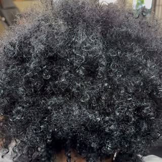 Healthy hair is always the goal.

📍 Touch Of Elegance Hair Restoration Center
📲 Book your Silk Pre