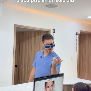 El Doc está indignado 😂

#humor #medicinaestética #acidohialuronico #botox #ultherapyprime