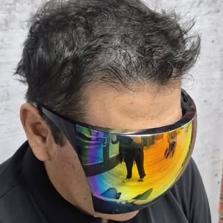 ¿Sabías que el injerto capilar y la micropigmentación son el equipo perfecto? 🤝👴➡️🧔

Muchos hombr