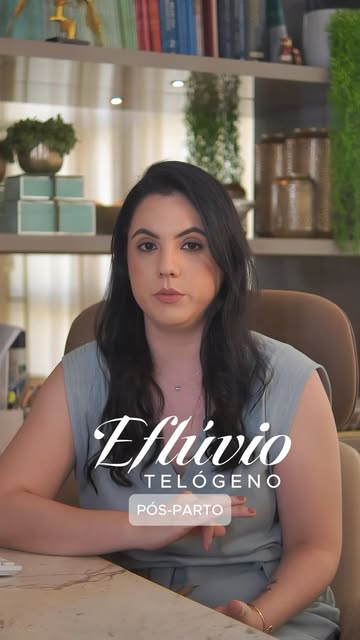 Muita mãe estranha quando o cabelo começa a cair meses depois do parto.

achando que não tem nada a 