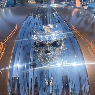 Saturday checked out some old badass rides Venice life sledz!

#ca #la #venice #santa monica #lowrid