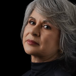 “Eu não era mais amiga do espelho… até encontrar a coragem de me reencontrar.” ✨

A Lígia tem 64 ano