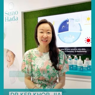 Dr Ker sharing some insights on sensitive skin at the World Congress of Dermatology 2023
