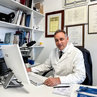 Il Dott. Mauro Finulli 🩺 

Medico Chirurgo, Odontoiatra, Medico Estetico e Tricologo

Direttore San