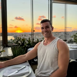 Eating like a 🐷 in 🦃