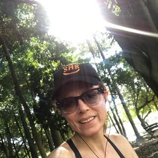 Atividade física ao ar livre é uma boa opção em tempo de coronavírus ! Não deixe de se exercitar !!!