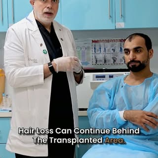 معظم العيادات كانت ستقوم بزراعة الشعر لهذا المريض مباشرة.

أما نحن، فلم نفعل ذلك.

أمضى د. وسام 6 أش