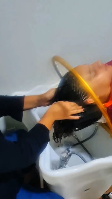Já imaginou cuidar do couro cabeludo, tratar os fios e sair com o cabelo lindo e finalizado… enquant