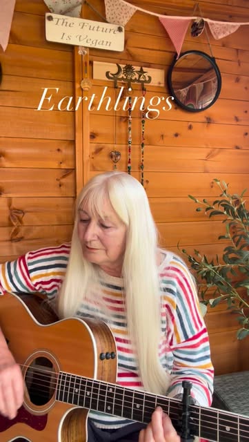 We are all Earthlings….#veganfortheanimals #northeastanimalrights #animalsavemovement #veganmusician