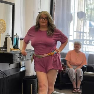SEREEN V.I.P Beauty 🤍
Chemo journey and all…
Been HER. Still HER. Always HER. ✨#longisland #wig #ca