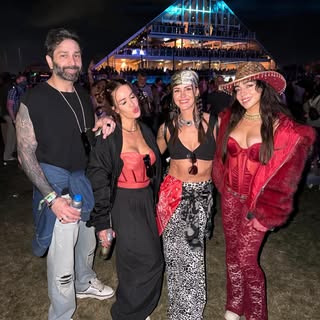 My first chella 💃🏽🎵

#coachella2026 #grateful #bieberchella #mitchchella #safariyurtcamp