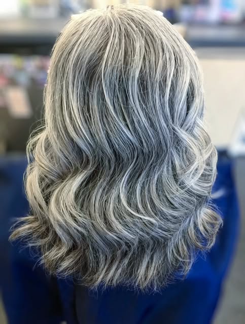 Even grey hair can benefit from extension services.

#clevelandhairextensions #clevelandhairstylist 