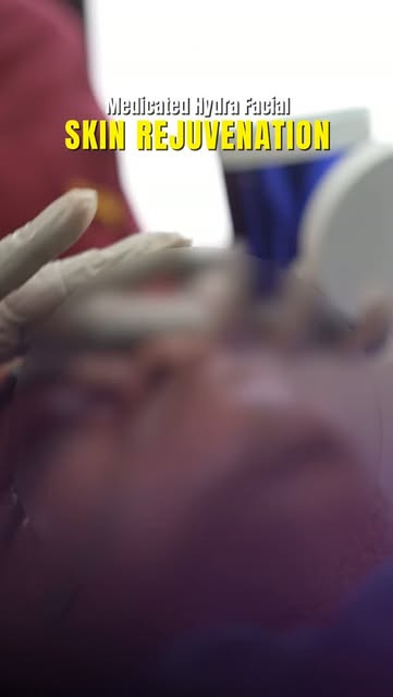 A glow is good. Healthy, well-treated skin is better. ✨

A Medicated HydraFacial goes beyond surface