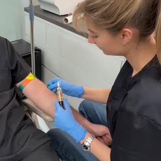 ✨ PRP capillaire : stimuler naturellement la repousse des cheveux

Le PRP (Plasma Riche en Plaquette
