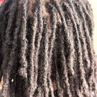 Playing with edits😊 this client has traditional loc that we retie every (4-6) weeks. There is a hug