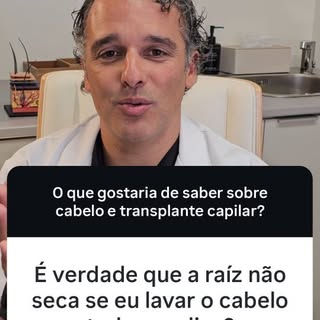 Será mesmo verdade que a raíz do cabelo apodrece se o cabelo for lavado todos os dias?

Será que o m