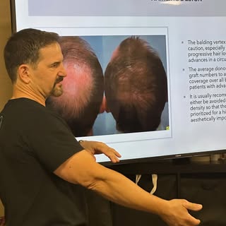 Behind every award is a commitment to education 💡

Here’s @drjamesmarotta leading a staff training 
