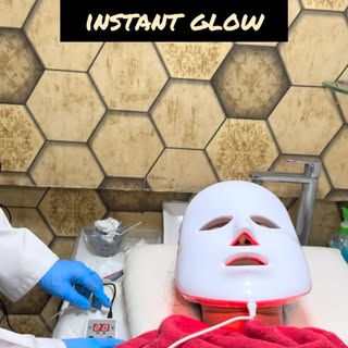 Get instant glow for your party, event or holiday 
✨✨

#hydrafacial#skinclinic#glowingskincare#kharg