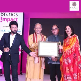 #Throwback. It was an amazing day when I received The 'Best Cosmetic Dermatologist in India' at Indi